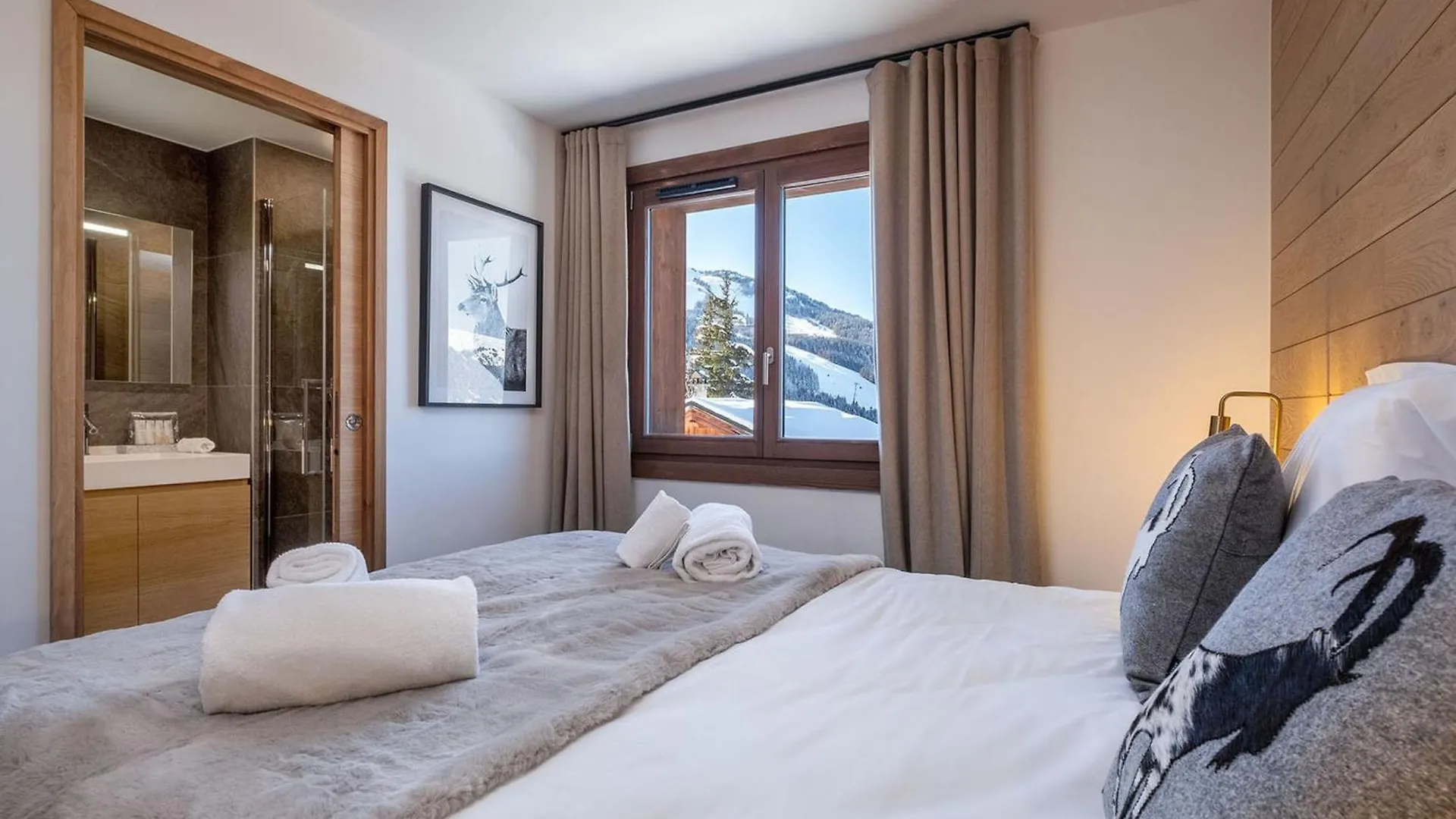 Appartement Raffine A Courchevel Moriond Pour 8 Personnes, Proche Pistes Et Commerces - Fr-1-563-148